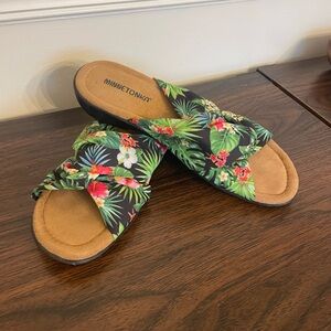 Minnetonka Sarong sandals